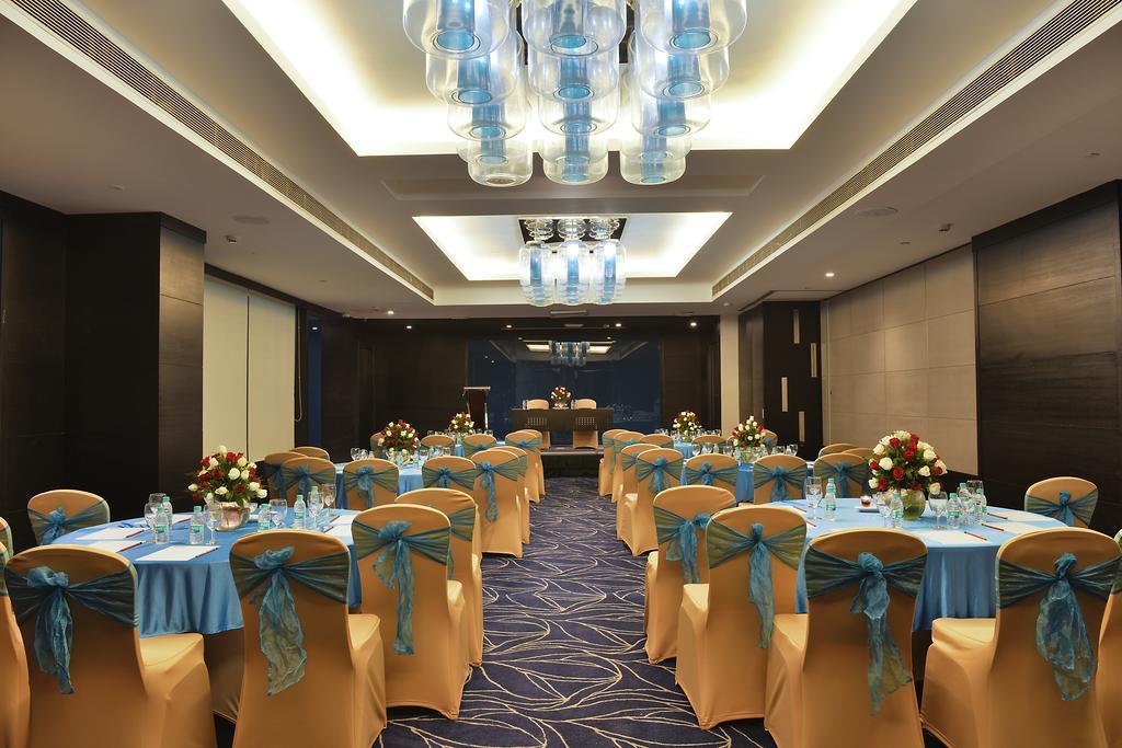 Park Inn By Radisson New Delhi Ip Extension Экстерьер фото
